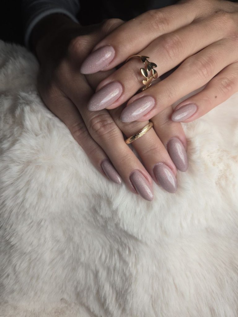 photo_5278746267326551422_y